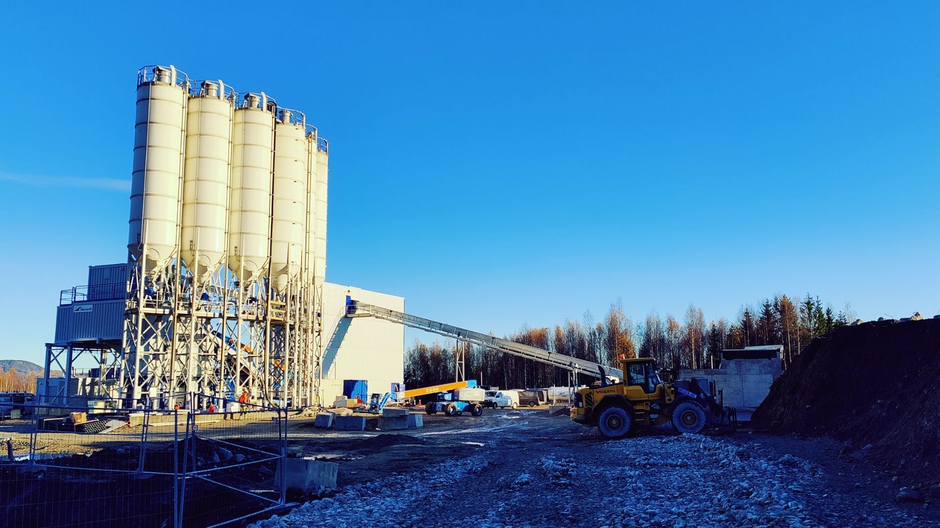 Arcamix_concrete-mixing-plant_P304