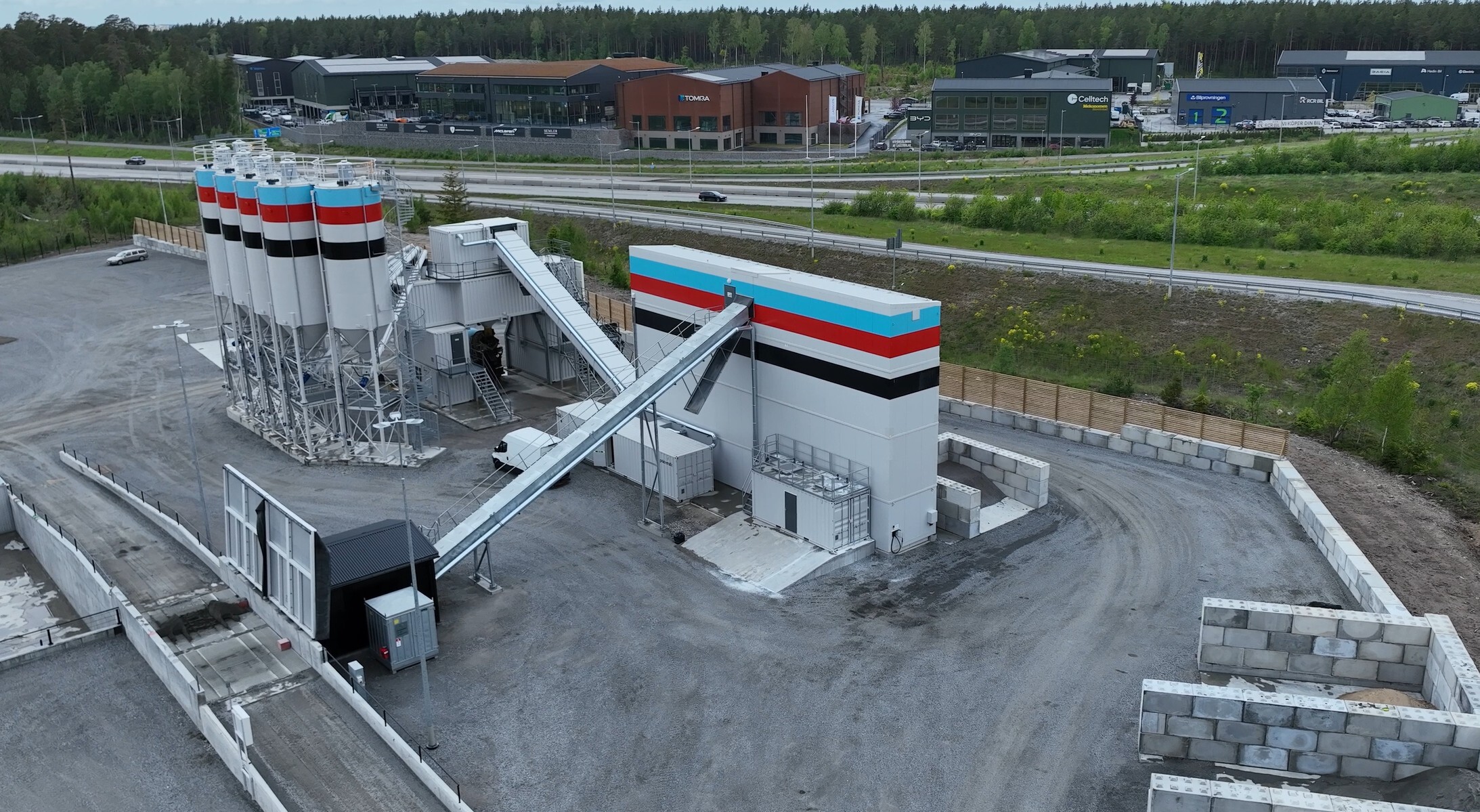 Tecwill Arcamix concrete mixing plant_ (3)