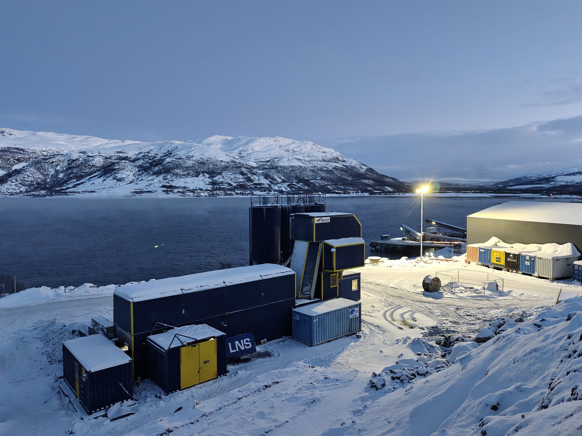 Tecwill CobraC80 portable concrete mixing plant 1