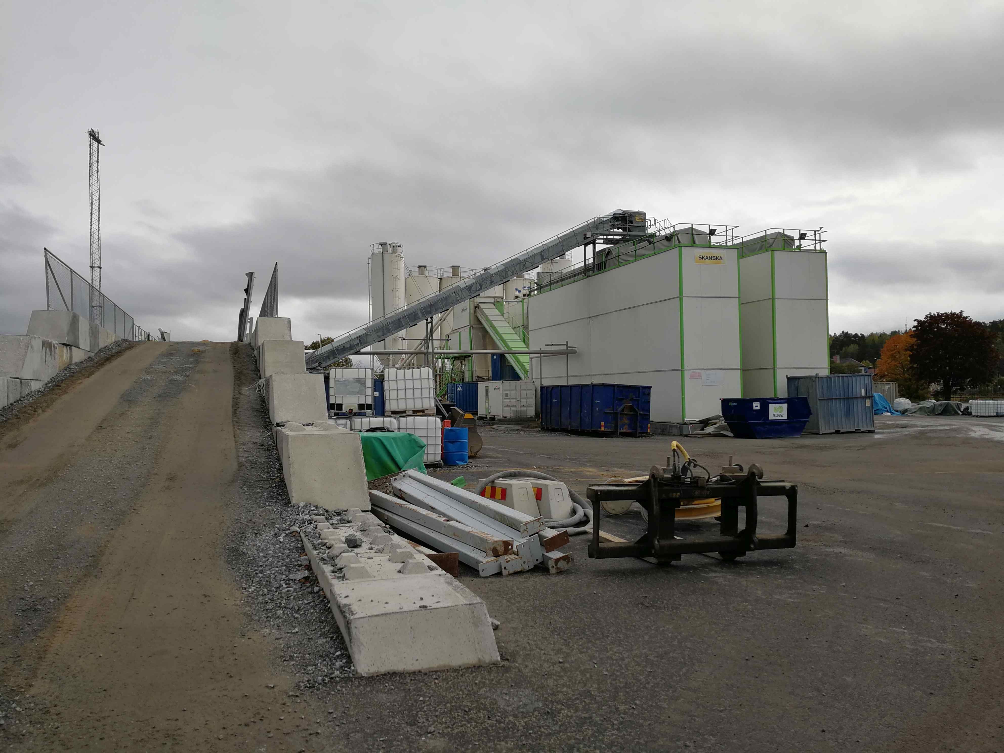 Zwillingsbetonwerk von Tecwill bestehend aus zwei mobilen Betonmischanlagen für den Betonhersteller Skanska