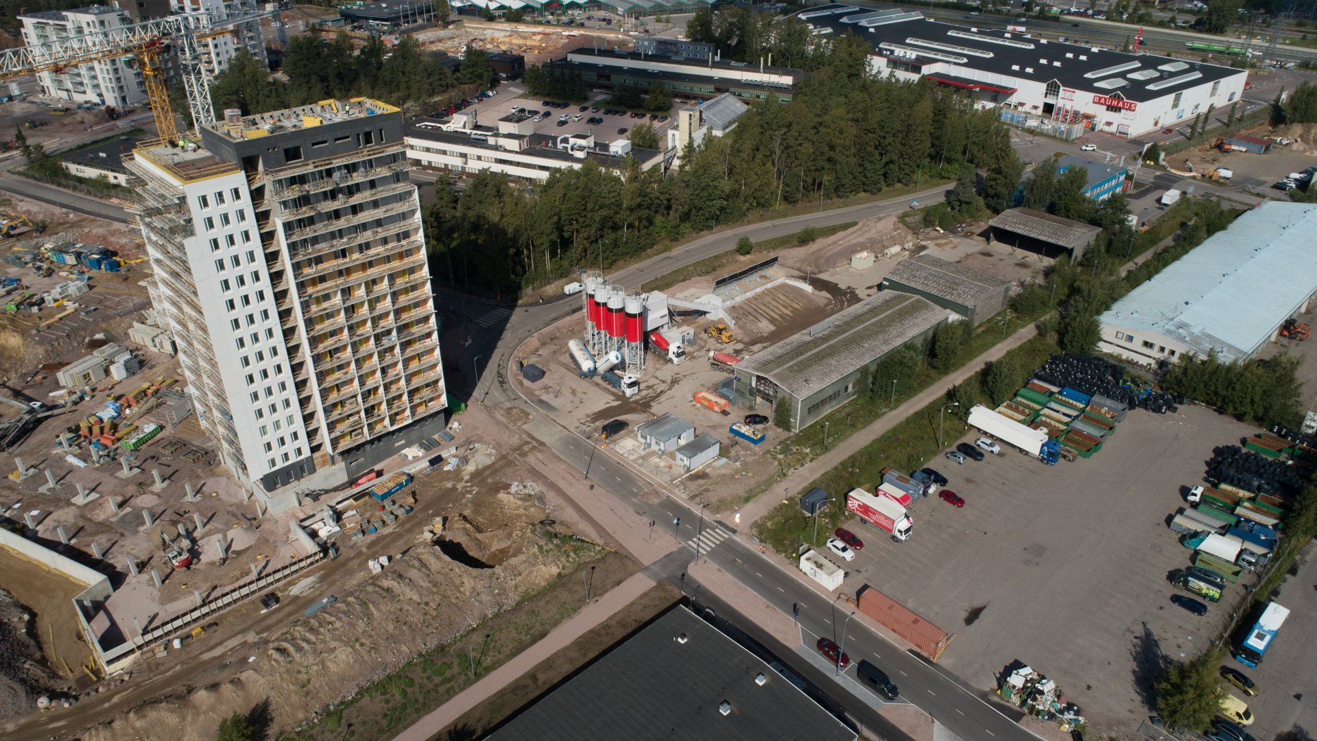 Tecwill-cobra-c120-mobile-onsite-concrete-batch-plant-urban-area_1