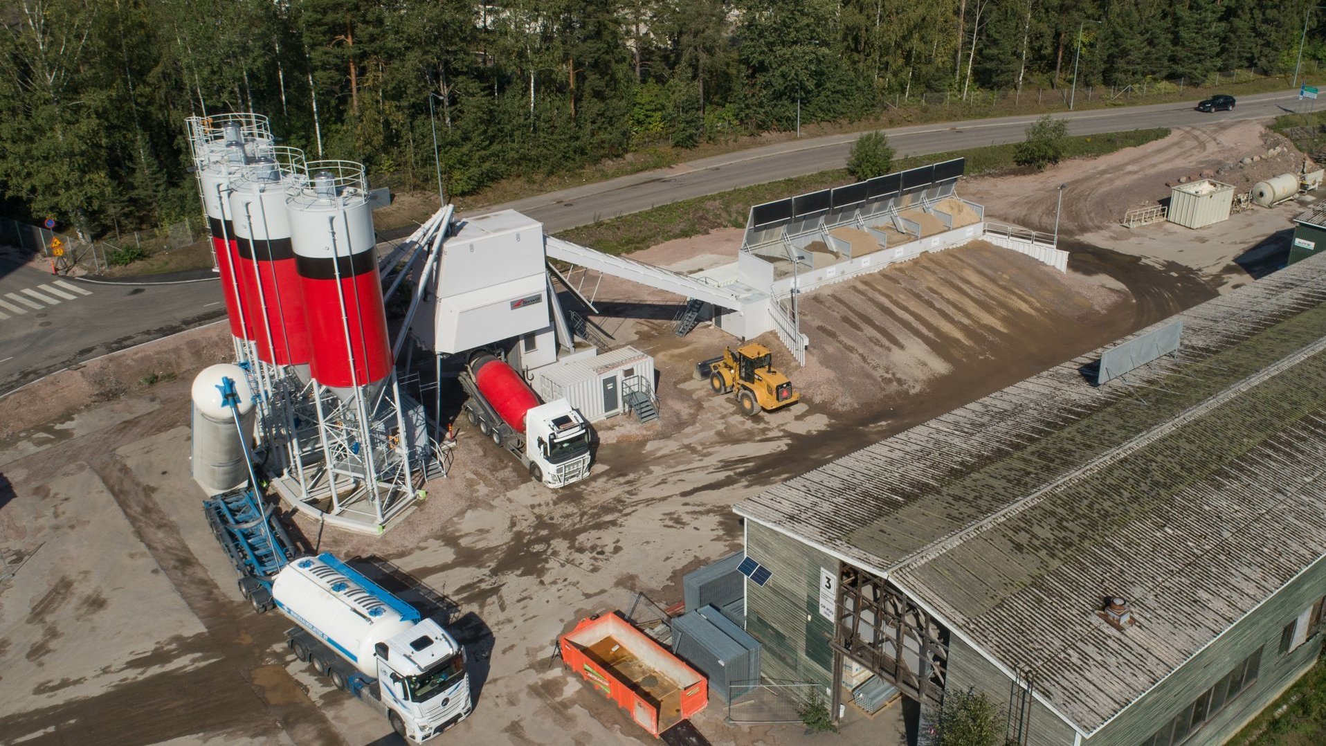 Tecwill-cobra-c120-mobile-onsite-concrete-batch-plant-urban-area_2