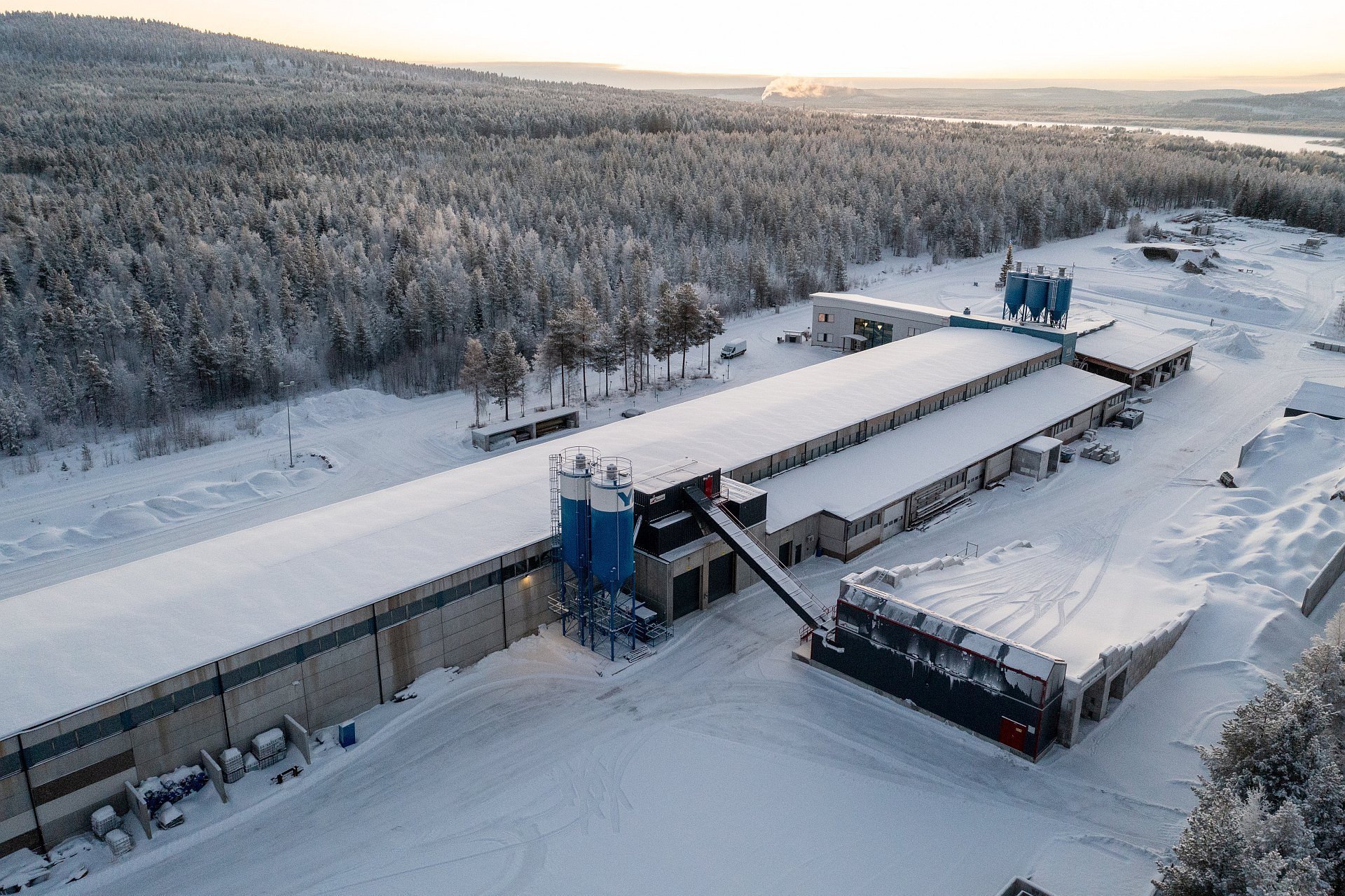 Tecwill-precast-concrete-element-factory-plant-winter-operation-1