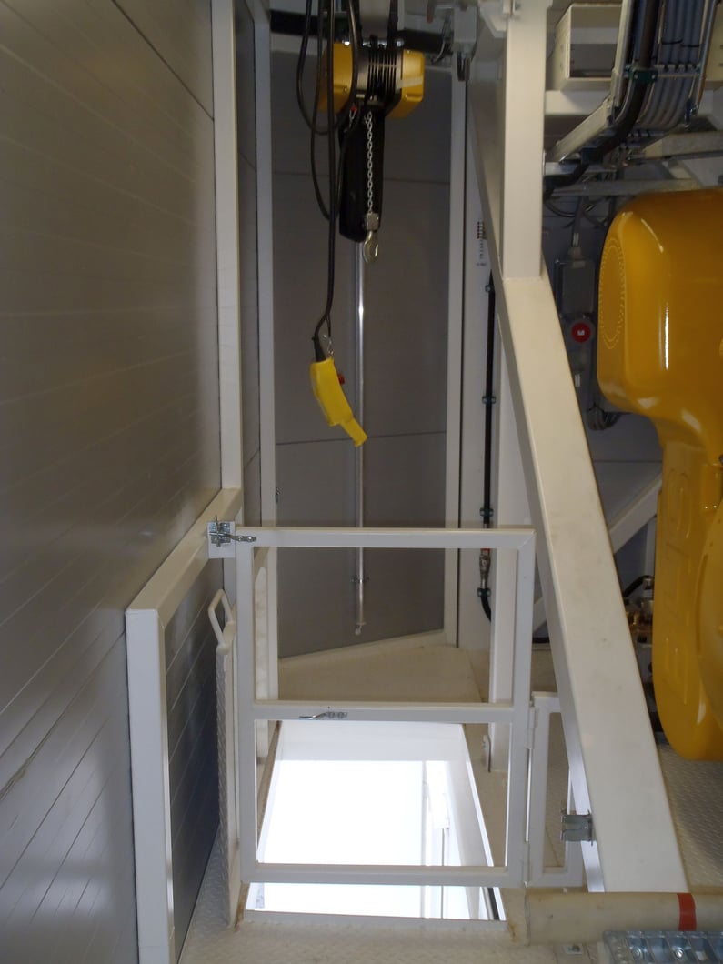 mixer_room_lift