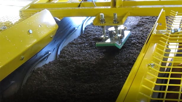 Tecwill Feuchtemesseinrichtung mit einem Schlittensensor über dem Wiegeband