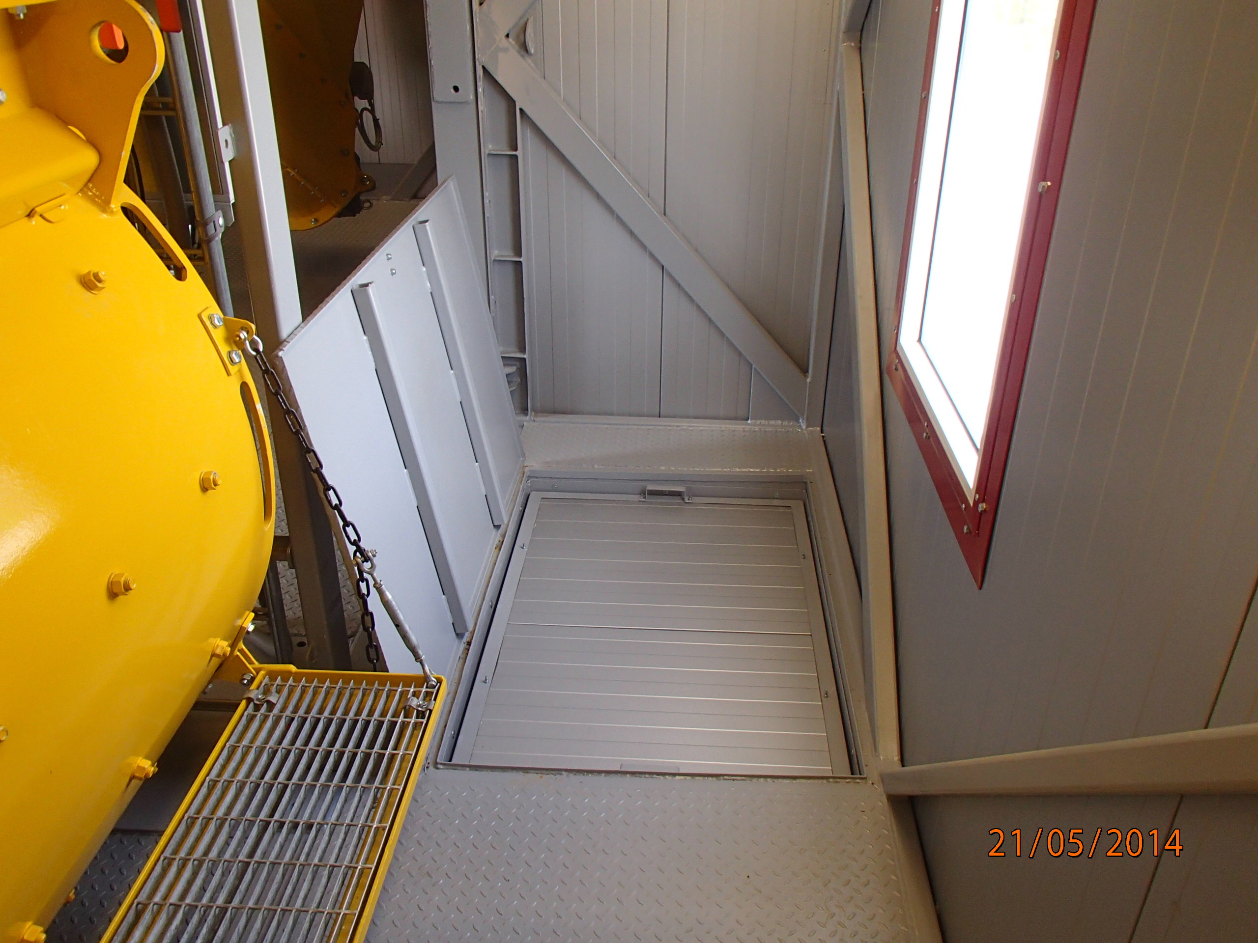 Gesicherter Treppenabgang in einer Tecwill Betonmischanlage